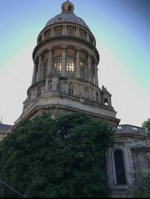 L'Amazonia : Face A La Basilique Parking Gratuit Apartment Boulogne-sur-Mer Exterior photo